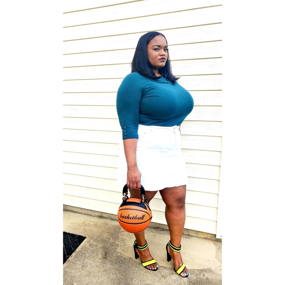 NWT Basketball Clutch - Picture 5 of 6